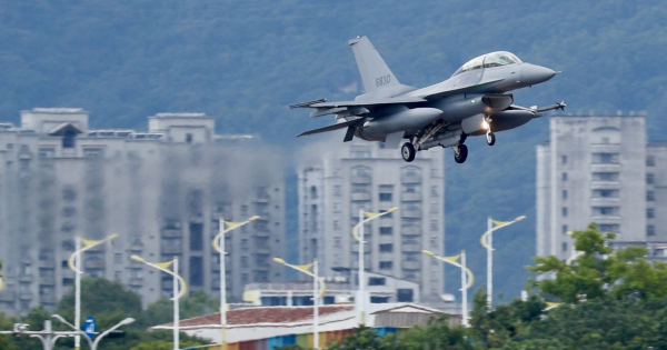 Zelenszkij bejelentette: újabb F-16-os vadászgépek érkeztek Ukrajnába Zelenszkij bejelentette: újabb F-16-os vadászgépek érkeztek Ukrajnába