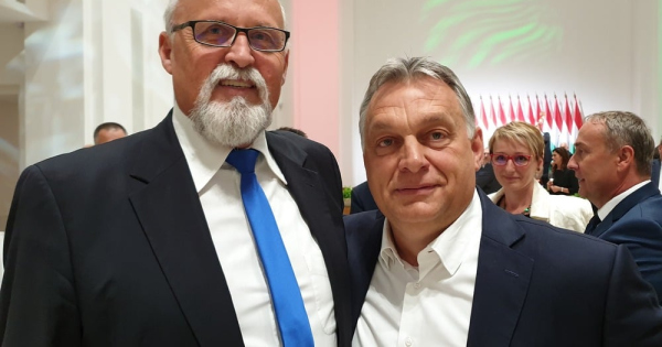 Az ózdi képviselő Orbán Viktornak: “eljött az idő, benyújtottam lemondásomat…”