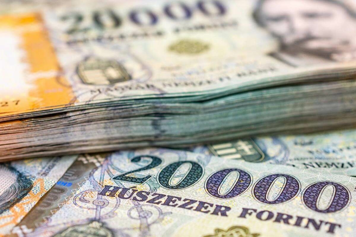 Így menekíti a pénzét a magyar lakosság Így menekíti a pénzét a magyar lakosság