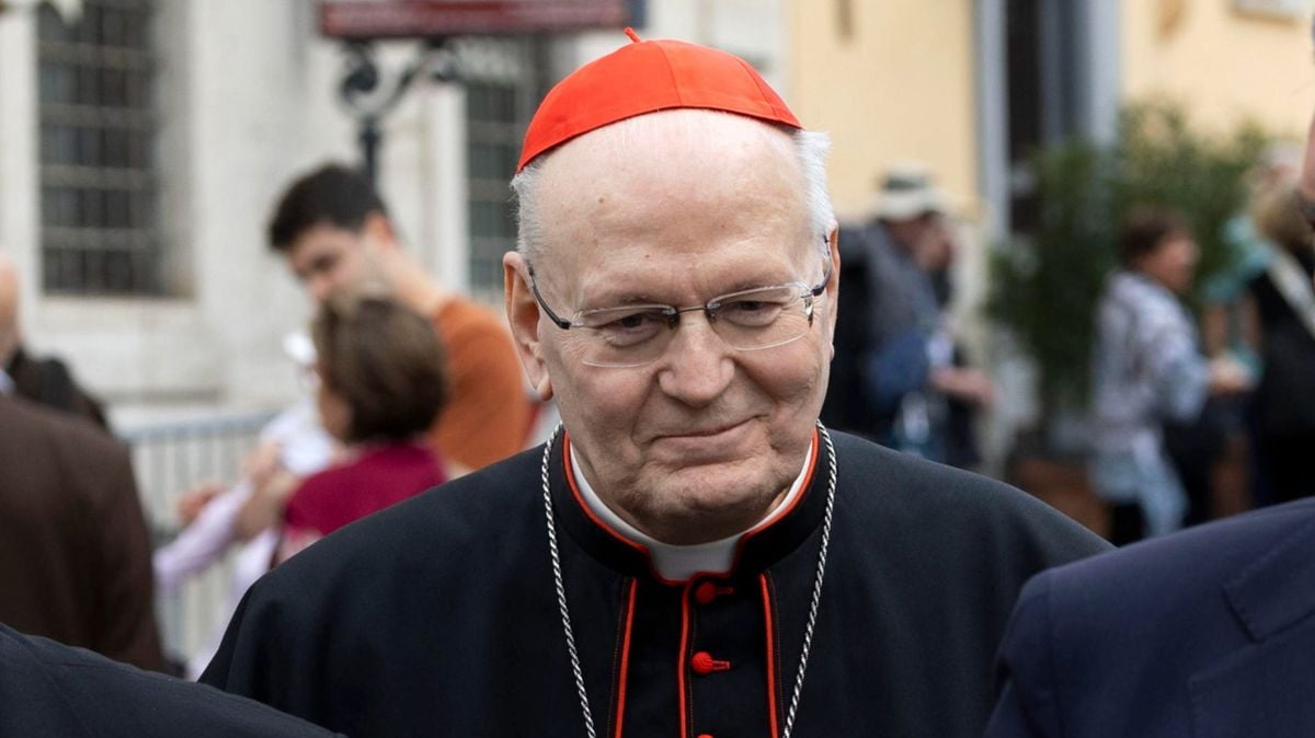 Kiadta a Vatikán: ők szavaztak Erdő Péterre a pápaválasztáson