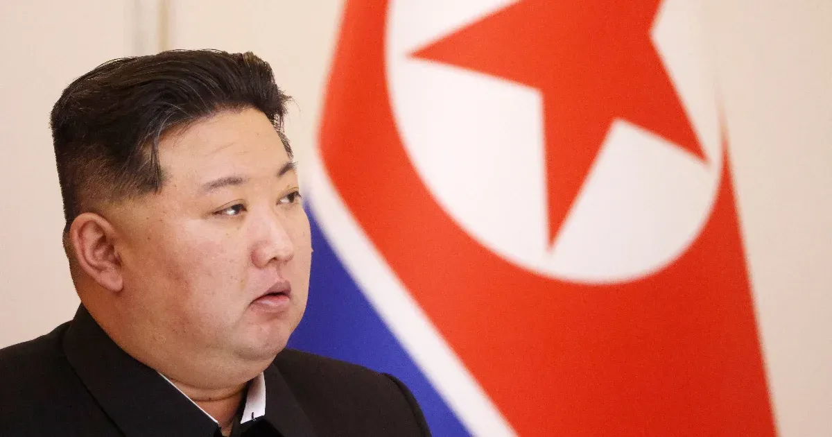 Nem kerülték el a sorsukat az észak-koreai hajógyár vezetői, miután Kim Dzsongun szeme láttára süllyedt el az ország legnagyobb hadihajója Nem kerülték el a sorsukat az észak-koreai hajógyár vezetői, miután Kim Dzsongun szeme láttára süllyedt el az ország legnagyobb hadihajója